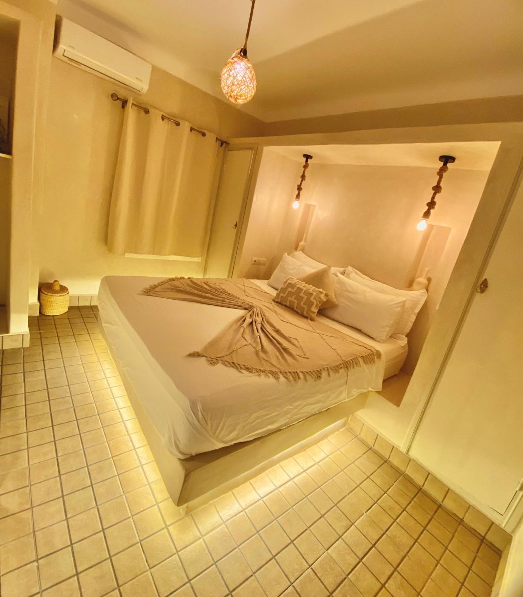 Bed & Breakfast Oum H&n *